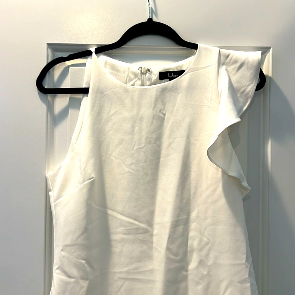 Lulus white sleeves dress NWT